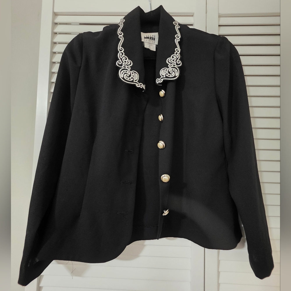 Vintage Black Blazer Jacket With Embroidery